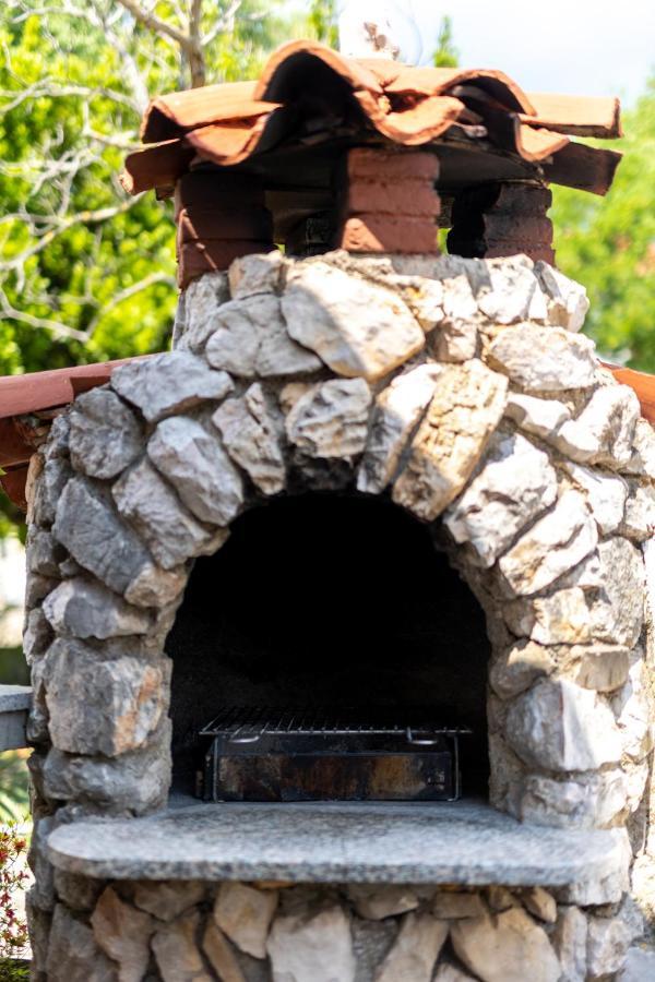 Charming Studio With Hot Tube, Terrace, Barbecue And Garden Кралевица Екстериор снимка